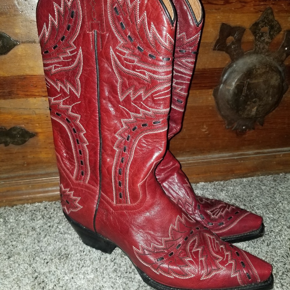 Dan post boots
